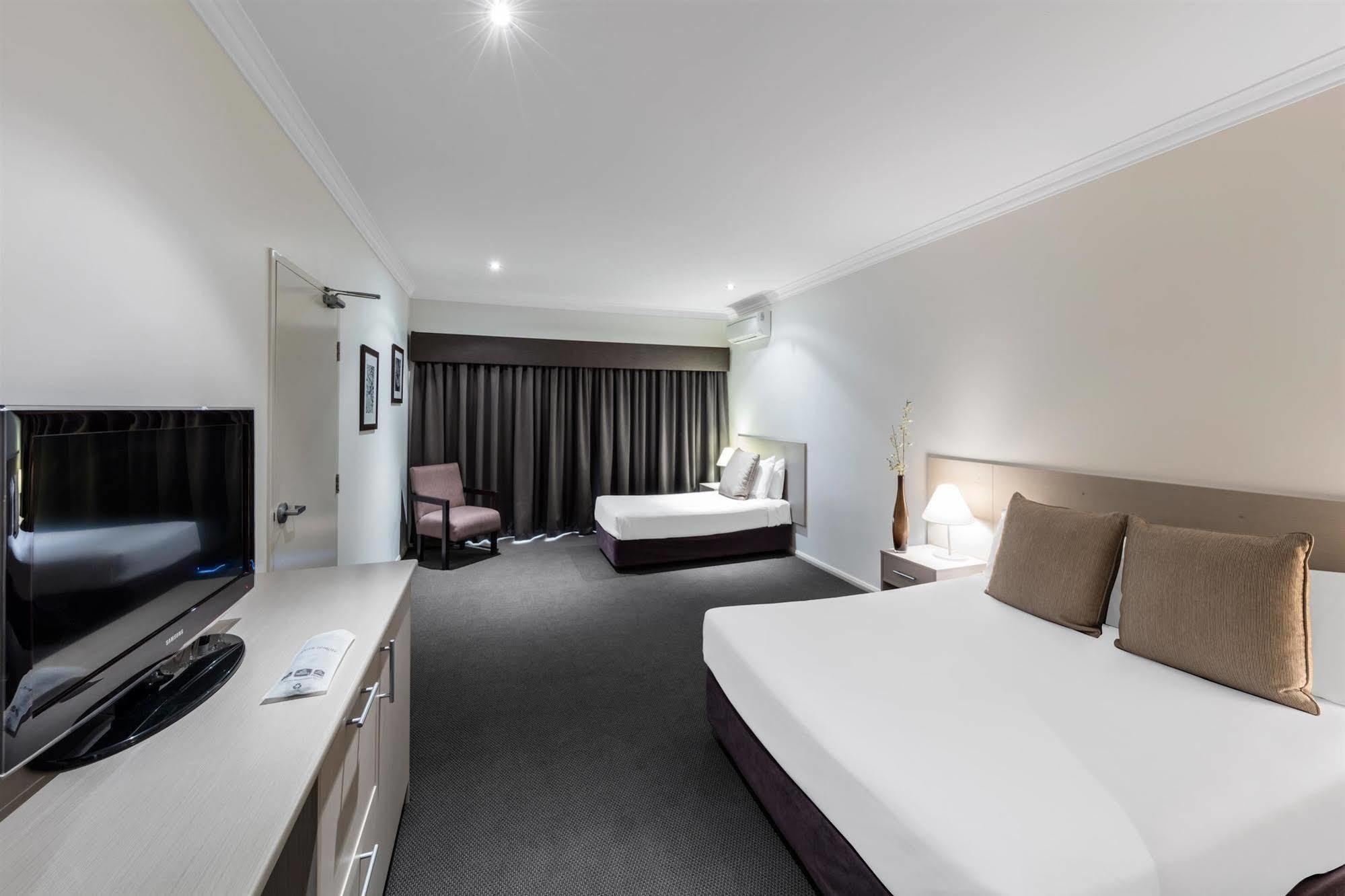 מאטילנד Hunter Gateway Motel מראה חיצוני תמונה