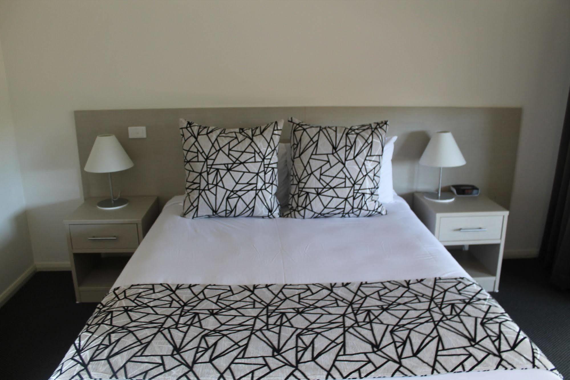 מאטילנד Hunter Gateway Motel מראה חיצוני תמונה